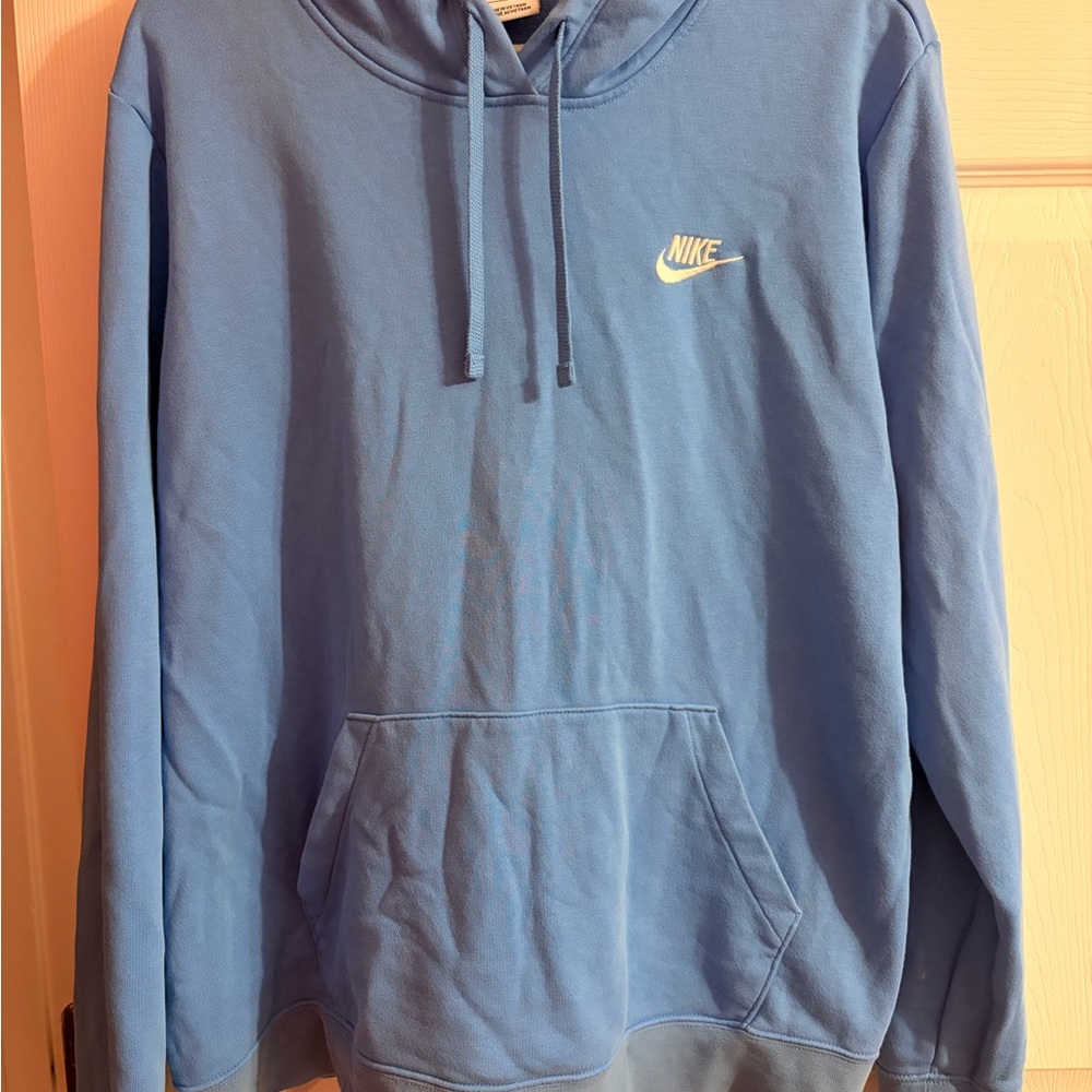 Nike Women’s Sky Blue Hoodie Size XL, Fits like Size L